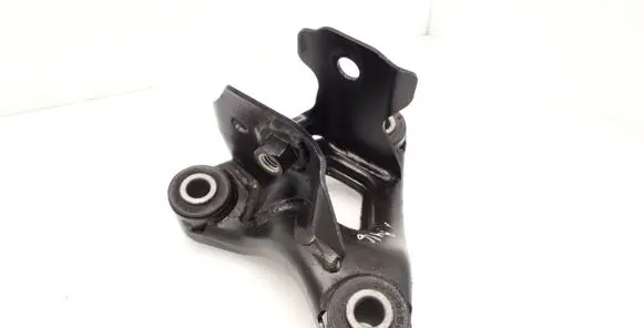 Tesla Model 3 Engine mounting bracket 111152100B