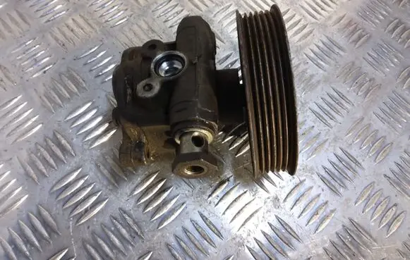 Audi A3 S3 8L Power steering pump 1J0422154B