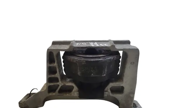 Volvo V40 Engine mount bracket 307396