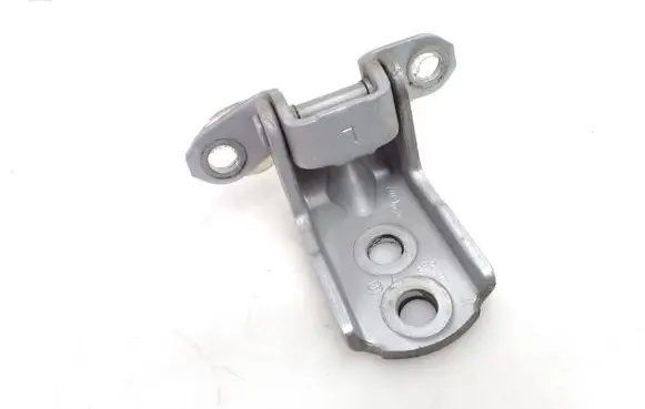 Nissan Navara D23 Front door upper hinge A047742