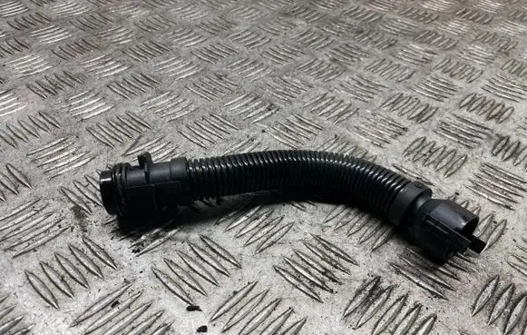 BMW 1 E81 E87 Breather hose/pipe 7803842