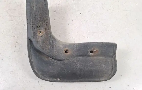 Volkswagen Jetta VI Front mudguard 5C6075111