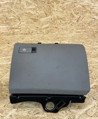 Volkswagen PASSAT B6 Glove box 3C1857101 T0024242 P0108675