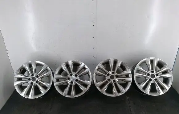 R18 alloy rim