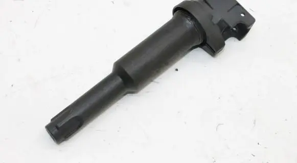 BMW Z4 E85 E86 High voltage ignition coil 7548553