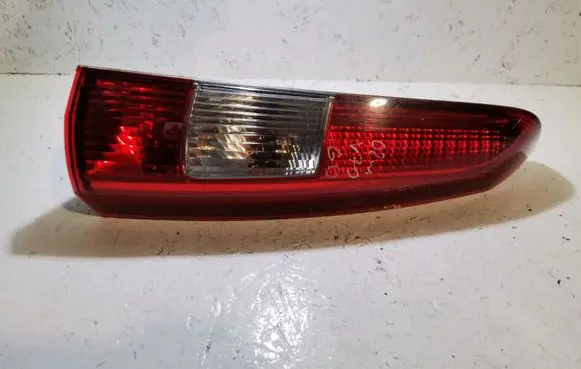 Volvo V70 Rear/tail lights 9154494 152844