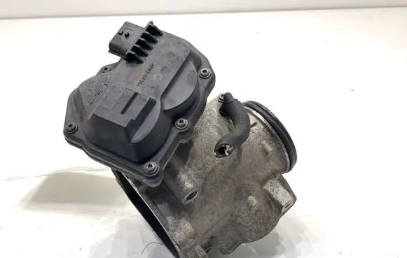 Jaguar XF Engine shut-off valve G4D35H273AC