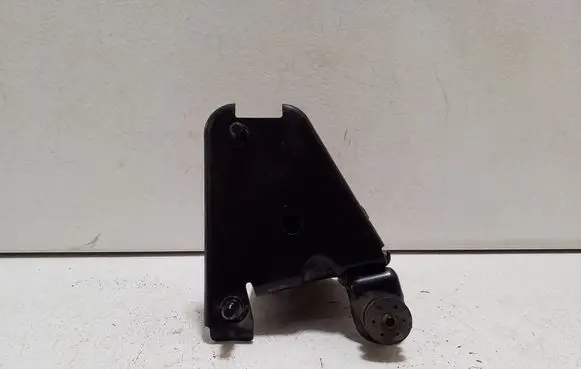 Volkswagen PASSAT B8 ABS pump bracket 5Q2614235E
