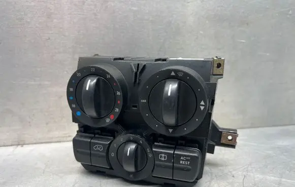 Mercedes-Benz Vito Viano W639 Climate control unit A6394460728 A6394450105 5HB00851200