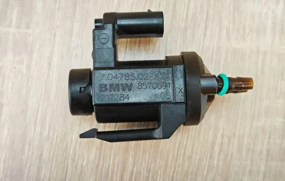 BMW 4 G22 G23 G24 G26 Vacuum valve 8570591