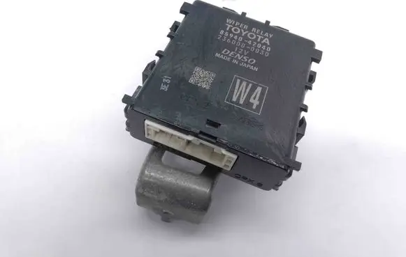 Toyota RAV 4 (XA50) Other devices 8594042040
