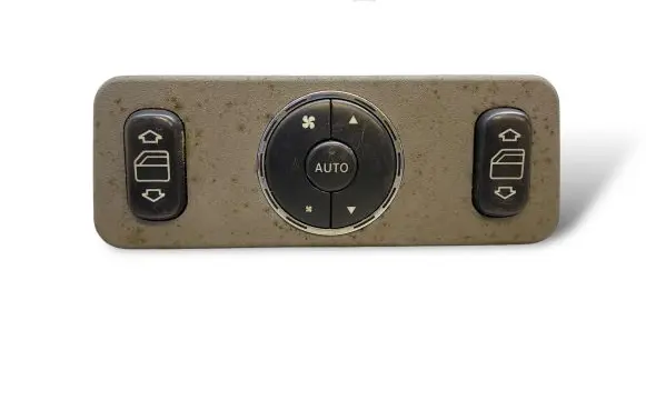 Mercedes-Benz ML W163 Electric window control switch A1638200326 03420660