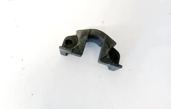 BMW X3 E83 Fuel Injector clamp holder 
