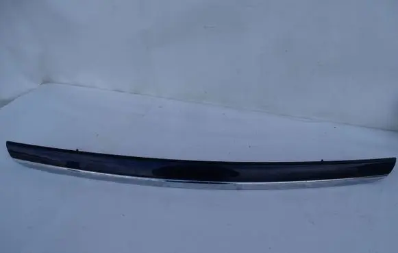 Toyota Auris 150 Tailgate trim 768010225017597