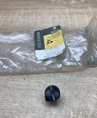 Renault 19 Fuse box cover 7700807470