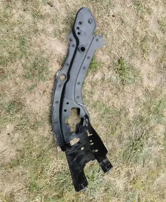 Mercedes-Benz E W211 Headlight/headlamp mounting bracket 2110262A