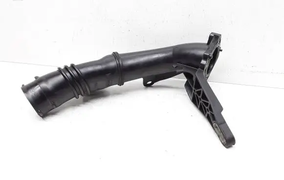 Volvo V40 Intercooler hose/pipe AV6Q9351BC