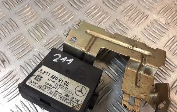 Mercedes-Benz E W211 Alarm control unit/module 2118209126 A2118209126