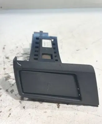BMW X3 E83 Cup holder 3402390 22167210