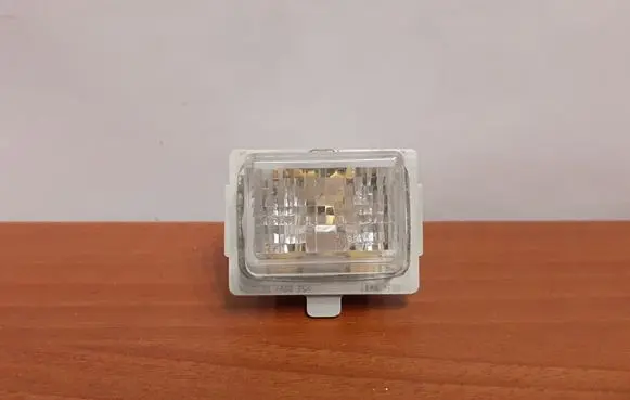 Mercedes-Benz E W212 Number plate light 2218200856 3518