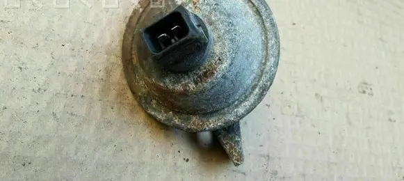 Volkswagen Scirocco Valve vacuum 035133965