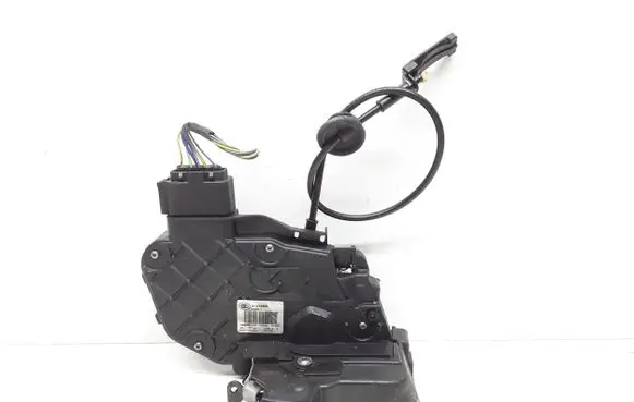 Volvo V70 Front door lock 31253665