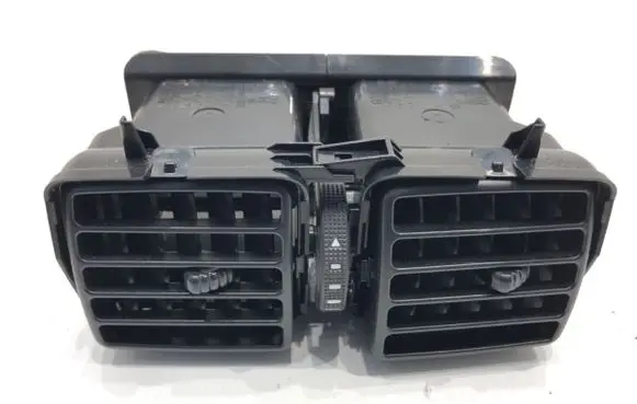 Toyota Camry VIII XV70 Rear air vent grill 5886033051