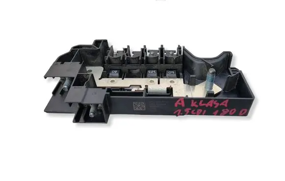 Mercedes-Benz A W177 Fuse box set A1775404707