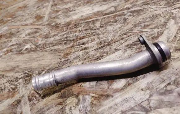 Porsche Panamera (970) Engine coolant pipe/hose 94810642110