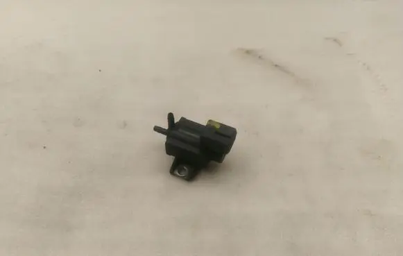 Valve vacuum