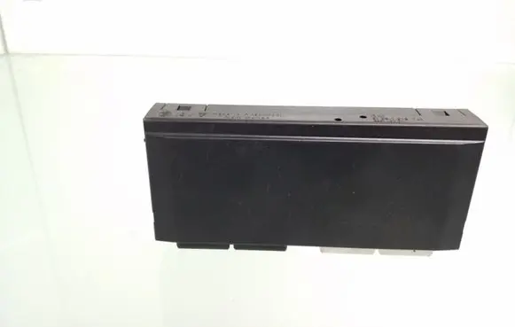 BMW 7 E32 Comfort/convenience module 1379741 61351379741
