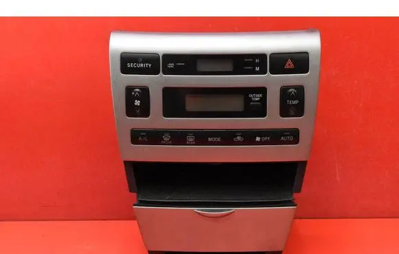 Toyota Corolla E110 Climate control unit 554111A240