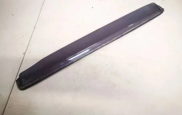 Dodge Caliber Sliding door wind deflector 