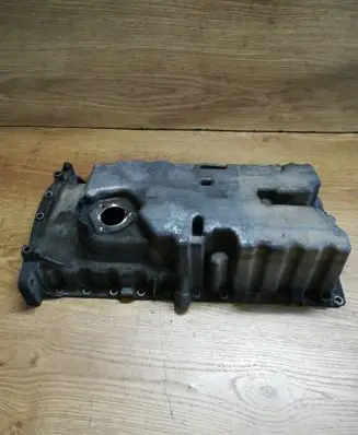 Volvo V70 Oil sump 8670460