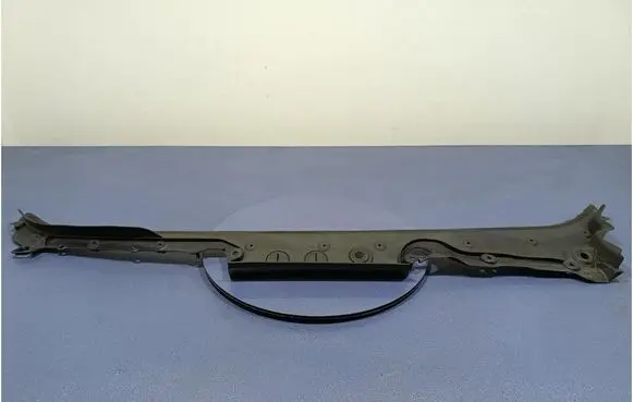 BMW 5 F10 F11 Wiper trim 7203124