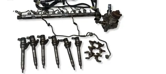BMW 5 F10 F11 Fuel injection system set 7805423