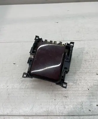 Lexus IS 220D-250-350 Cup holder front GN62104630 5562053030