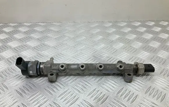 Skoda Octavia Mk3 (5E) Fuel pressure regulator 04L089B 04L906054 057130764AB