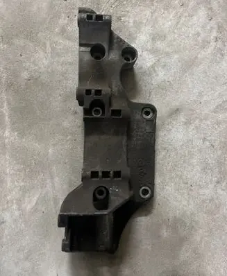 Volkswagen Sharan Generator/alternator bracket 045903143C