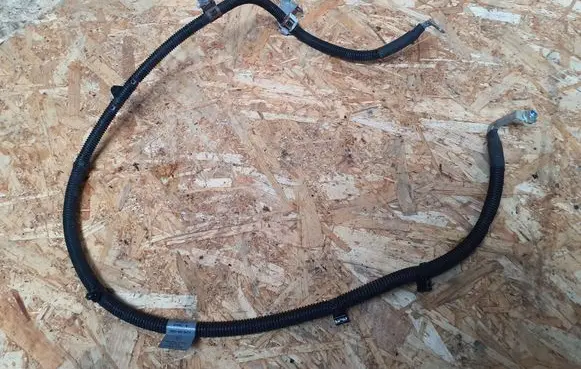 Mercedes-Benz CLA C117 X117 W117 Positive cable (battery) A2465400308