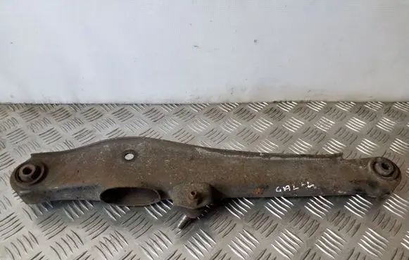 Rear control arm