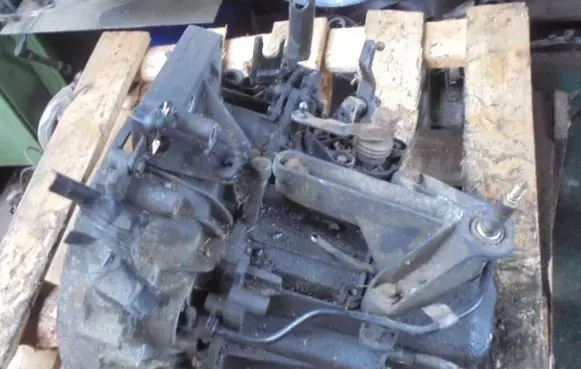 Nissan Micra Manual 4 speed gearbox JH3140