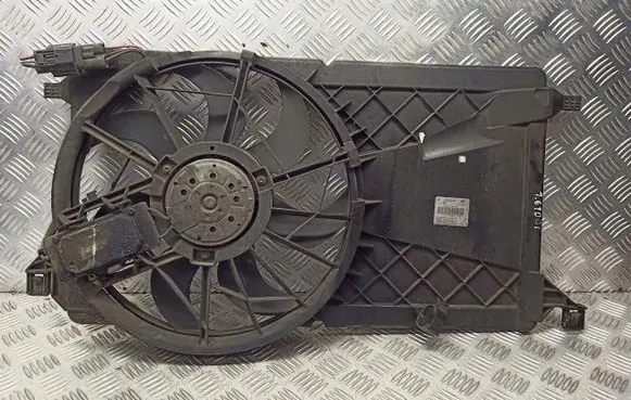 Ford Focus Fan set 3M5H-8C607-RG