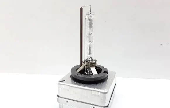 Volvo XC70 Xenon bulb Q4B31359