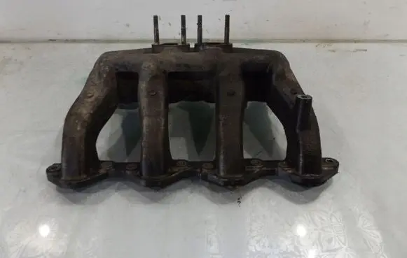 Opel Frontera A Intake manifold