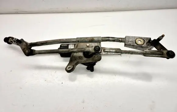 Volvo V70 Front wiper linkage and motor 9171901 404606 8624239