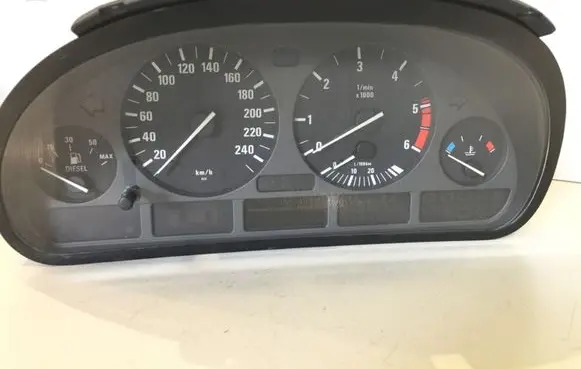 BMW 5 E39 Speedometer (instrument cluster) 62118375675 8375675
