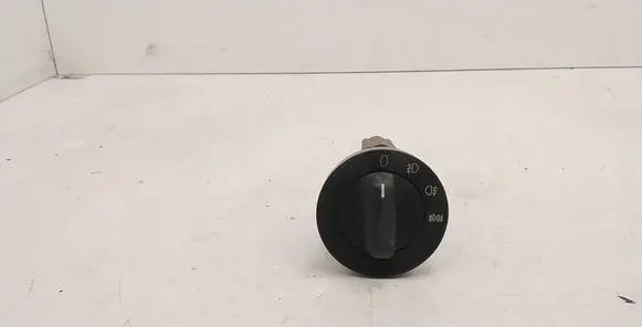 BMW 5 E39 Fog light switch 8363684
