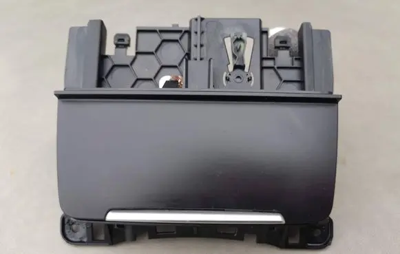 Audi A4 S4 B8 8K Ashtray (front) 8K0857951C