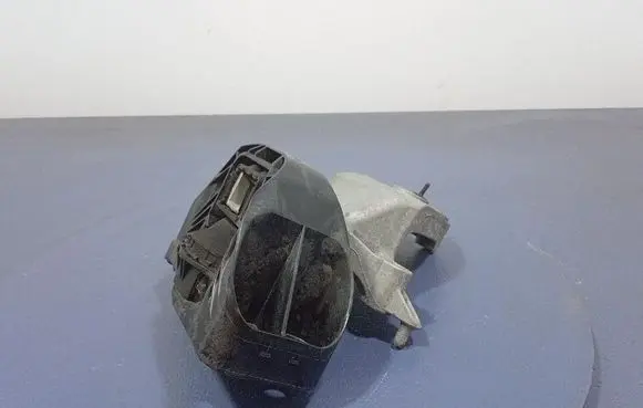 Renault Megane I Engine mount vacuum valve 112327845R